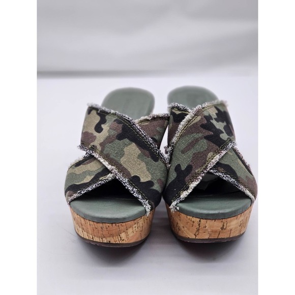 Chocolat Blu Shoes - Chocolat Blu Women's Wild Denim Camo Wedge Heel Sandal  Size 7.5